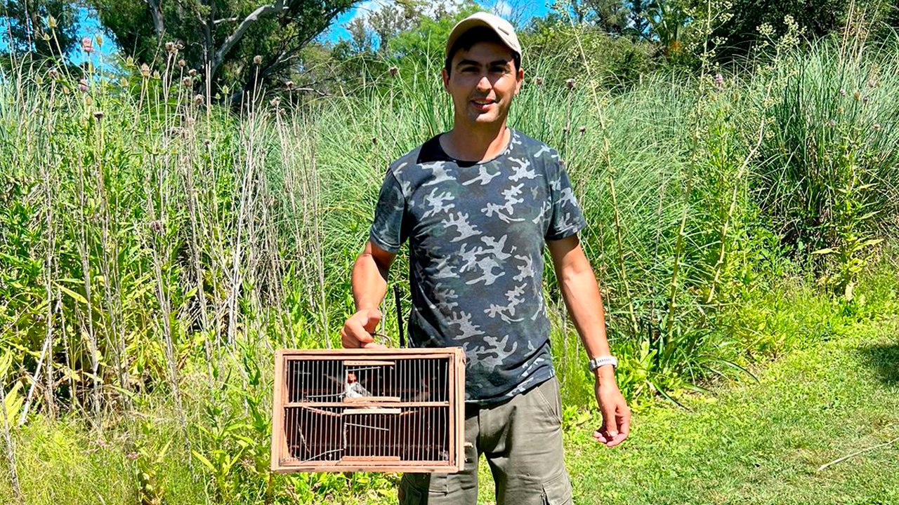 Liberación de Aves Nativas en la Reserva - Reserva El Potrero